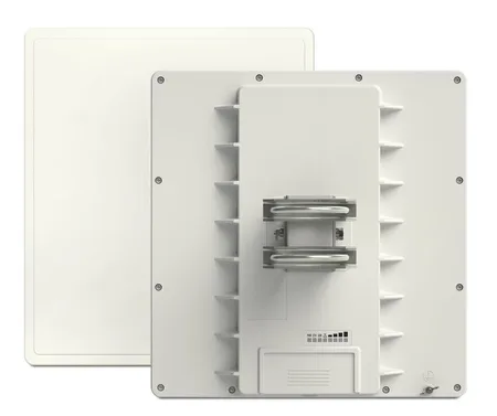 QRT-5 300 Mbit AP / CPE / PTP RB911G-5HPnD-QRT